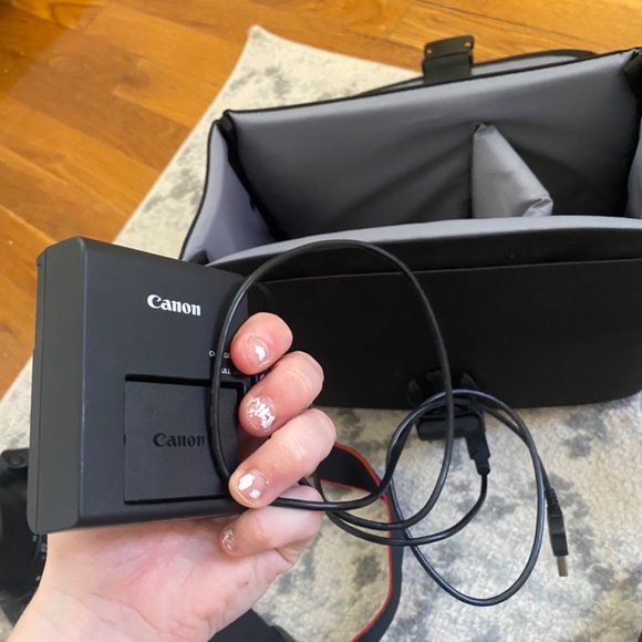 Camera - Picture 6 of 8